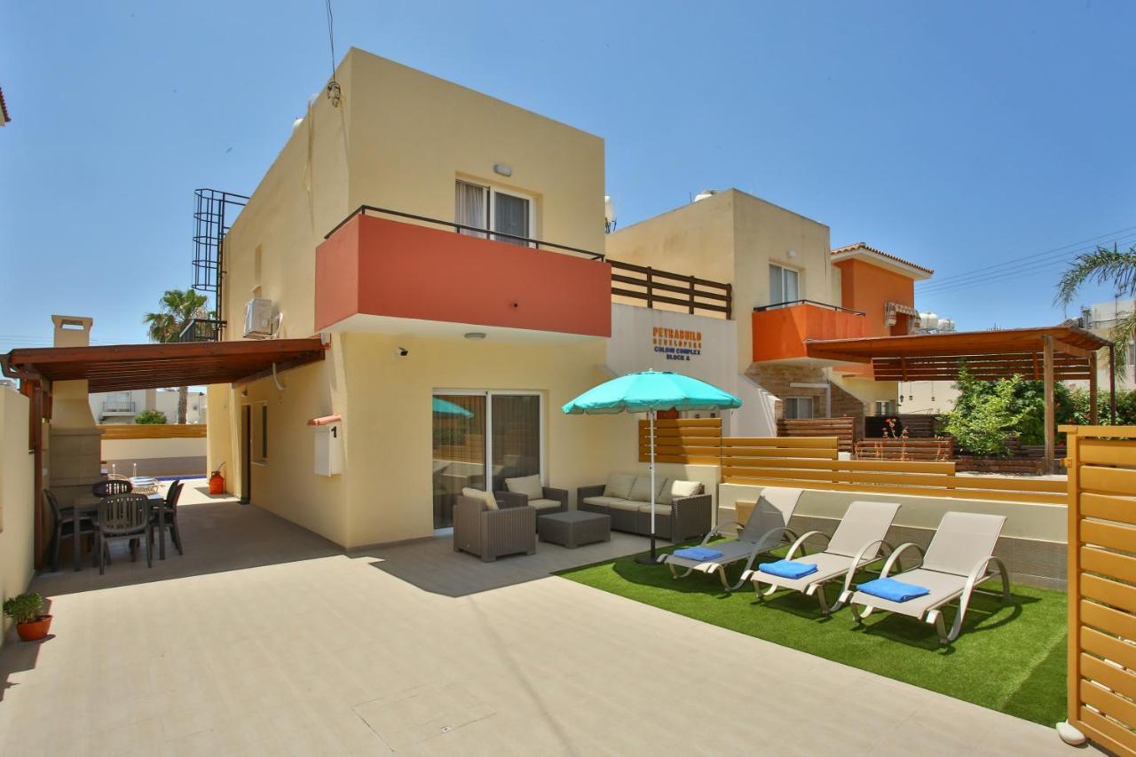 Star House Villa Paphos Buitenkant foto